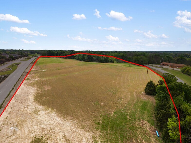 More Photos Of 2800 W Belt Line Rd, Lancaster Land For Sale