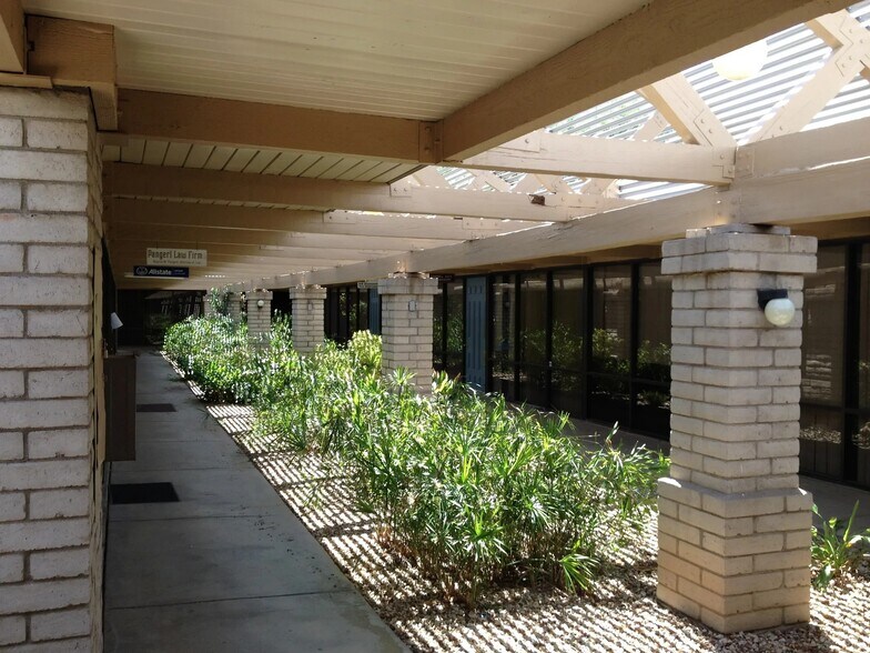 More Photos Of 12020 N 35th Ave, Phoenix Medical For Lease