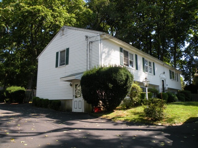 More Photos Of 296 Sound Beach Ave, Old Greenwich Medical For Lease