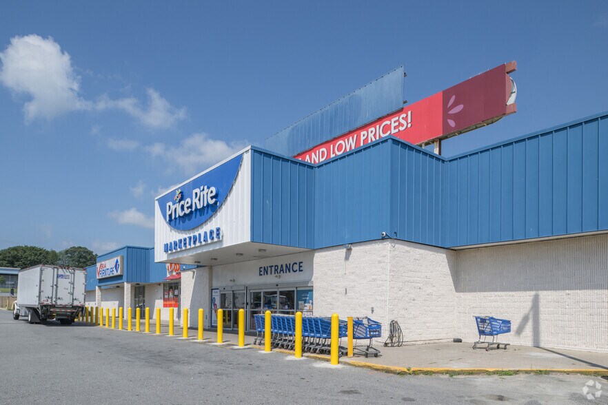 Primary Photo Of 139 Hathaway Rd, New Bedford Freestanding For Lease