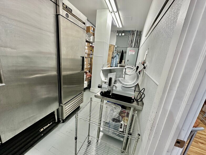 More Photos Of 49 Main St, Westport Storefront Retail Office For Lease