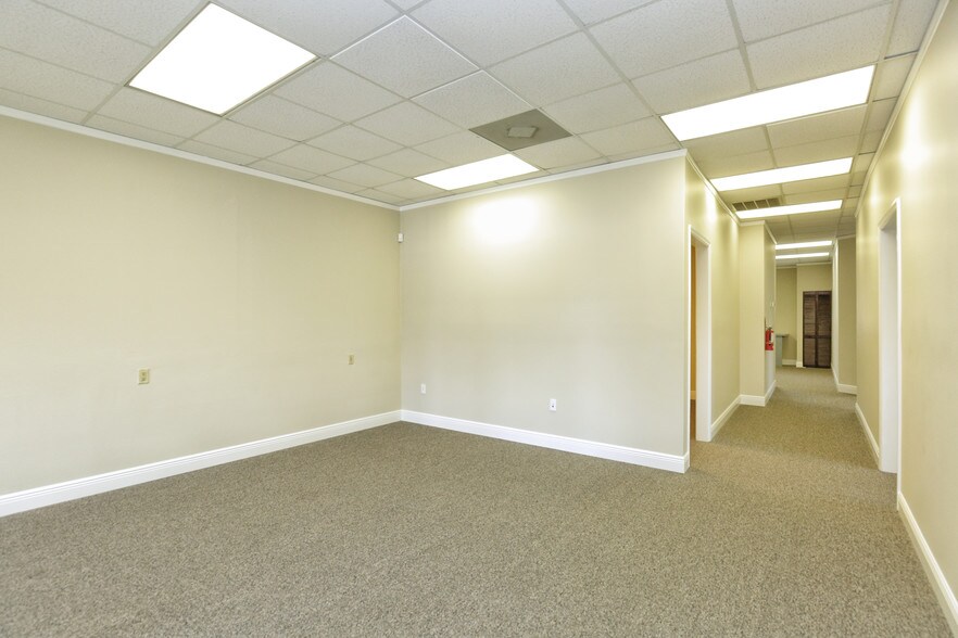 More Photos Of 501 E Oak St, Kissimmee Medical For Sale