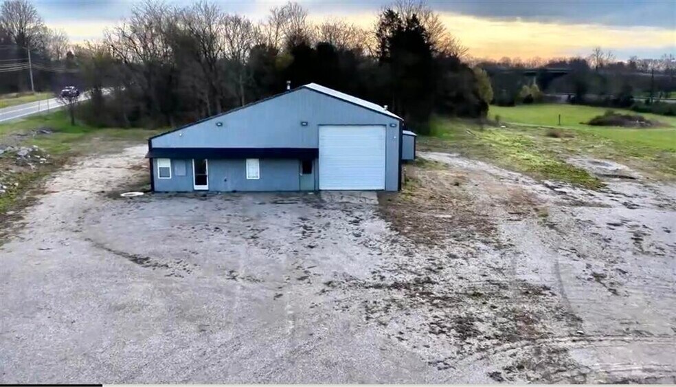 More Photos Of 23663 Louisville Rd, Park City Warehouse For Sale