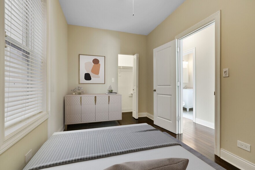 More Photos Of 2732 W Belmont Ave, Chicago Multifamily For Sale