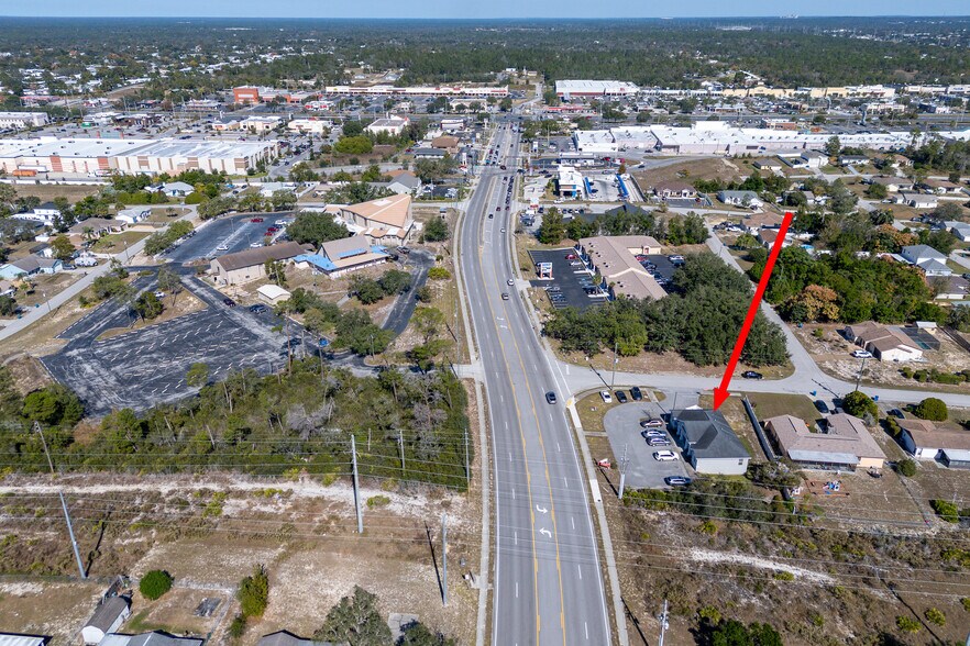 More Photos Of 6800-6810 Mariner Blvd, Spring Hill Office For Sale