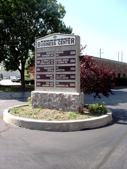 Primary Photo Of 2010-2022 W Bender Rd, Glendale Light Manufacturing For Lease