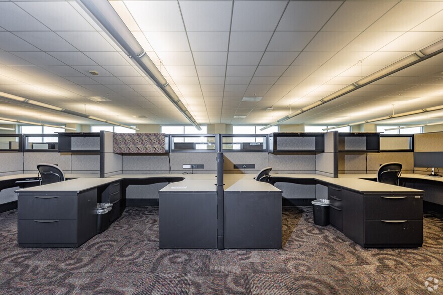 More Photos Of Hospitality Ln @ Tippecanoe, San Bernardino Unknown For Lease