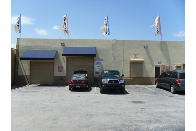 More Photos Of 3771 NW 51st St, Miami Warehouse For Sale