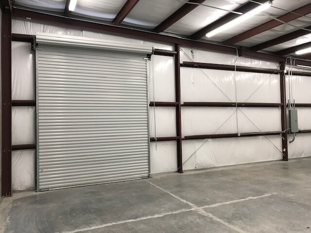 More Photos Of 304 E Pecan Blvd, McAllen Warehouse For Lease