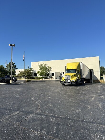 More Photos Of 3737 Round Bottom Rd, Cincinnati Warehouse For Lease