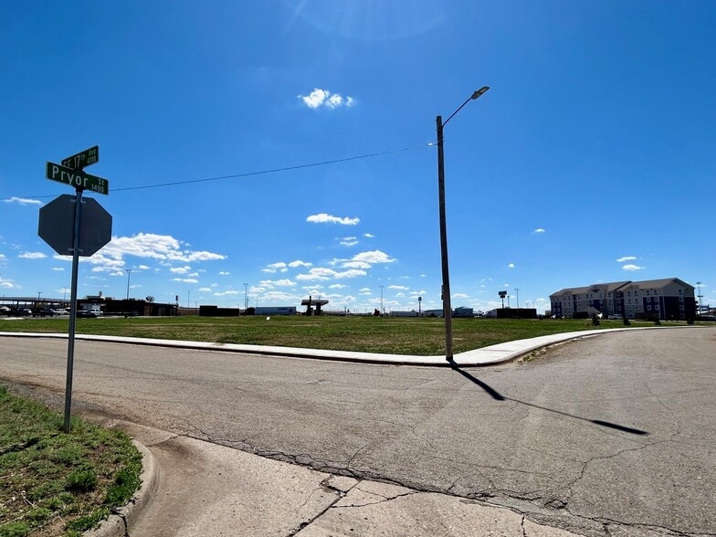 More Photos Of 1703 Pryor St, Amarillo Land For Sale