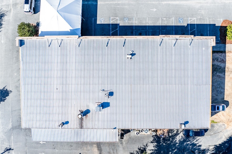 More Photos Of 4944 Malloy Plz, Marianna Freestanding For Sale