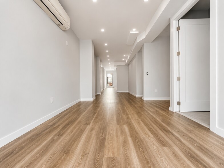 More Photos Of 237 E 31st St, New York Apartments For Lease