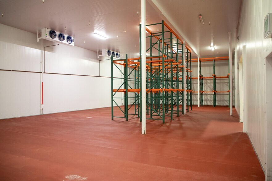 More Photos Of 1885 Las Plumas Ave, San Jose Food Processing For Sale