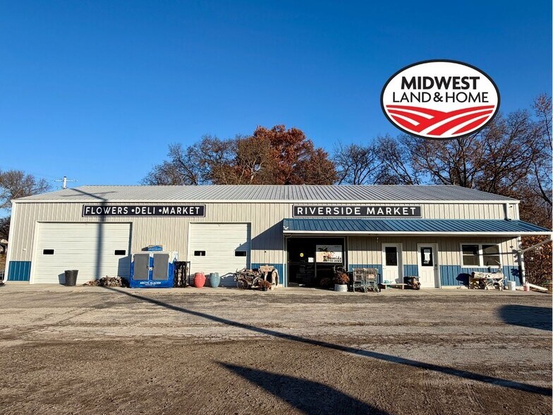 Primary Photo Of 203 W 5th St, Blue Rapids Service For Sale