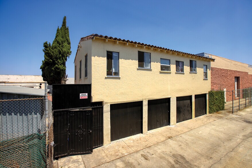 More Photos Of 2528 E 54th St, Huntington Park Apartments For Sale