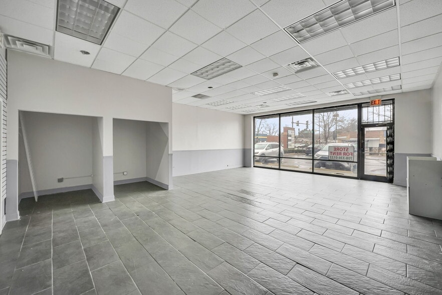 More Photos Of 8235-8259 S Kedzie Ave, Chicago Unknown For Lease