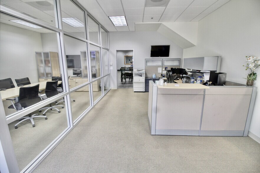 More Photos Of 3600-3608 Ocean Ranch Blvd, Oceanside Warehouse For Sale