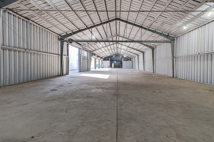 More Photos Of 2544 Chico Ave, South El Monte Manufacturing For Lease