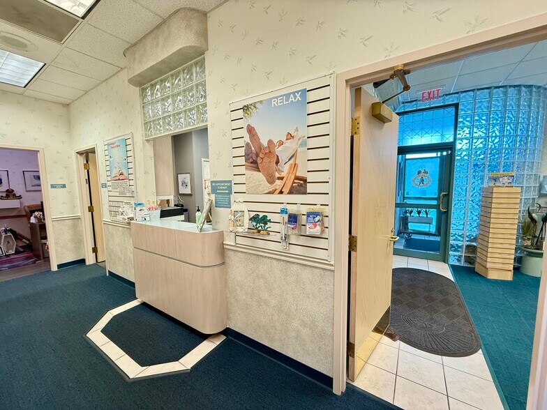 More Photos Of 1725 Western Ave, Findlay Medical For Sale