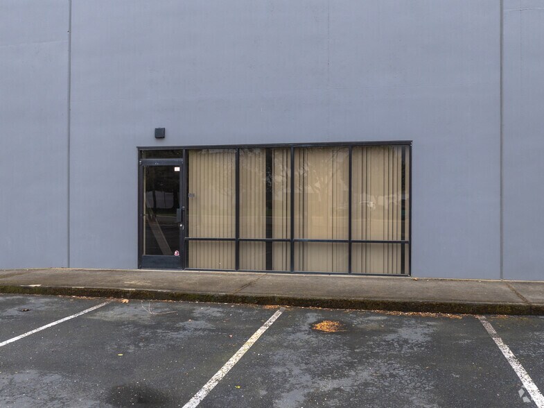 More Photos Of 11255 Pyrites Way, Gold River Warehouse For Lease