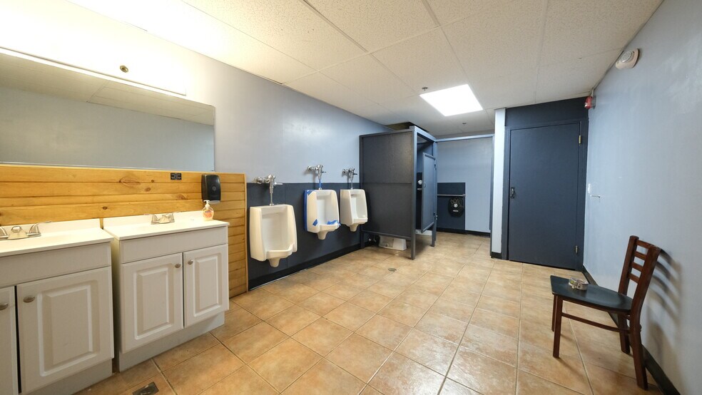 More Photos Of 91 Hartford Ave, Providence Apartments For Lease