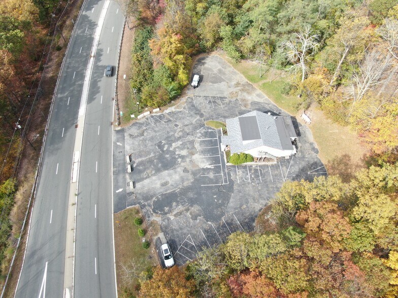 More Photos Of 409 Woodport Rd, Sparta Freestanding For Sale