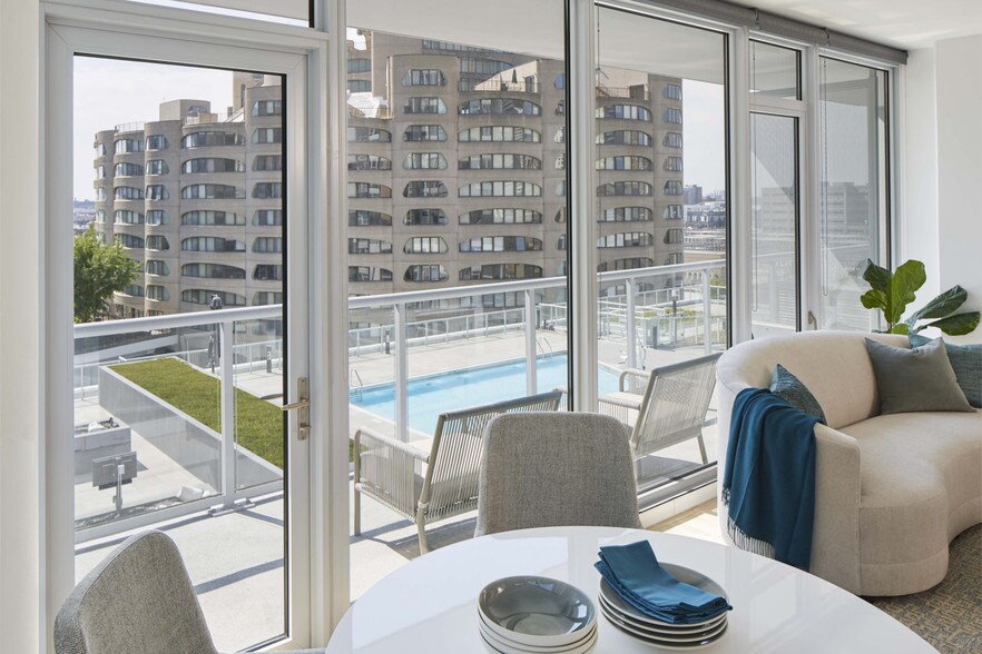 More Photos Of 720 S Wells St, Chicago Multifamily For Sale
