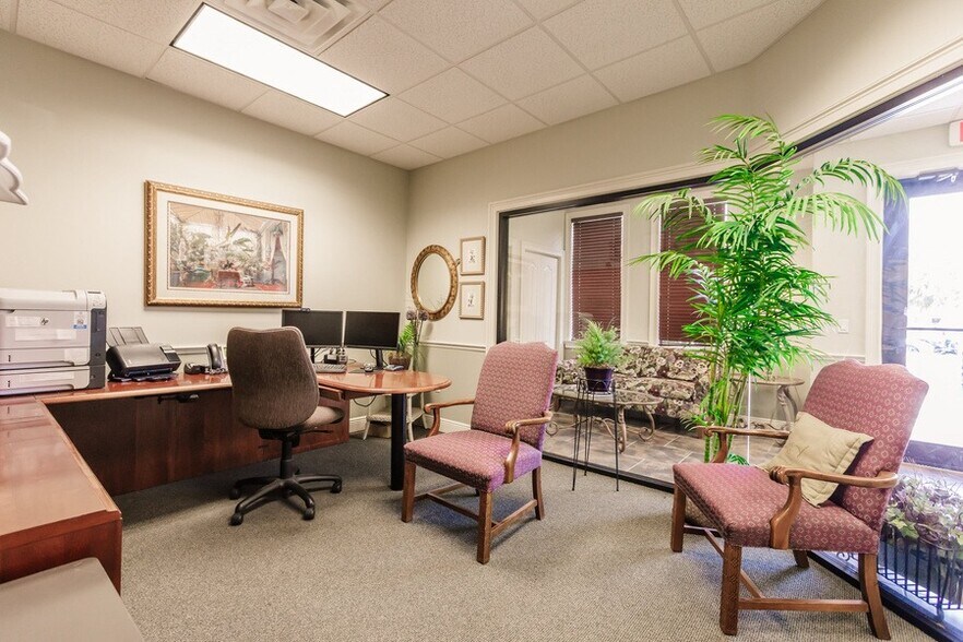 More Photos Of 9210 Estero Park Commons Blvd, Estero Office For Lease