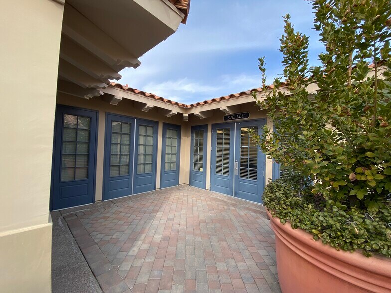 More Photos Of 3213 E Warm Springs Rd, Las Vegas Medical For Lease