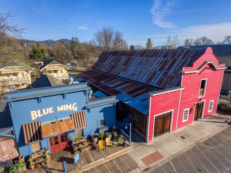 More Photos Of 9510 Main St, Upper Lake Freestanding For Sale