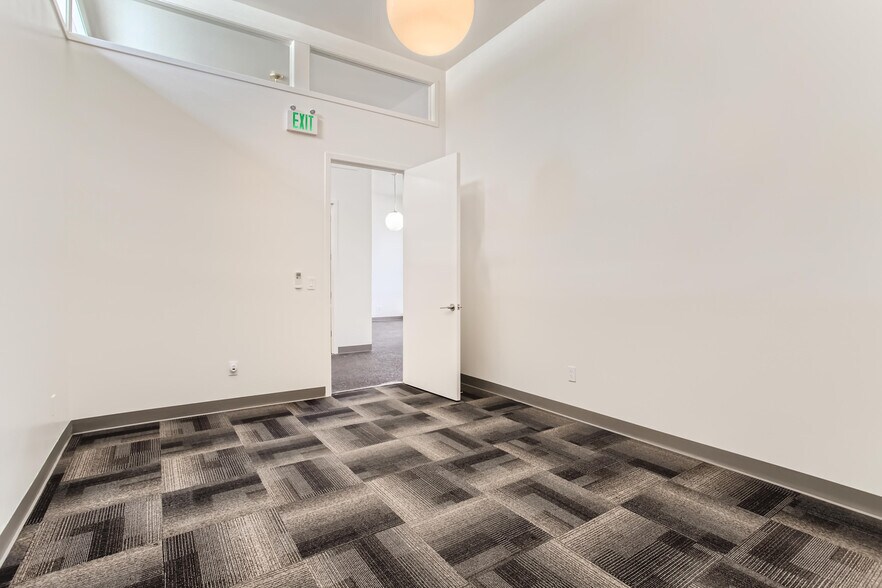 More Photos Of 124 Berkeley Ave, Molalla Medical For Sale