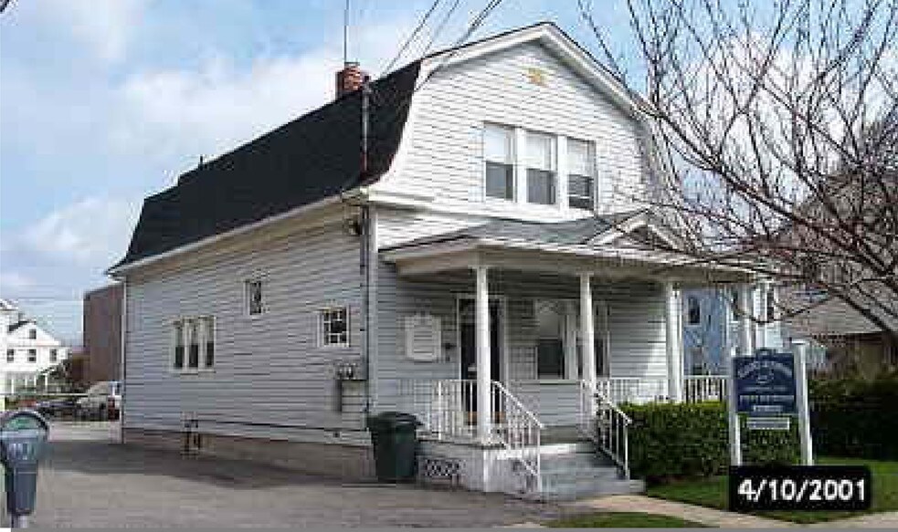 Primary Photo Of 102 3rd St, Mineola Office For Sale
