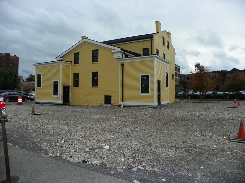 More Photos Of 30-32 N Washington St, Rochester Apartments For Sale