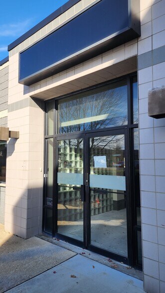 More Photos Of 274 W Route 10, Succasunna Storefront Retail Office For Lease