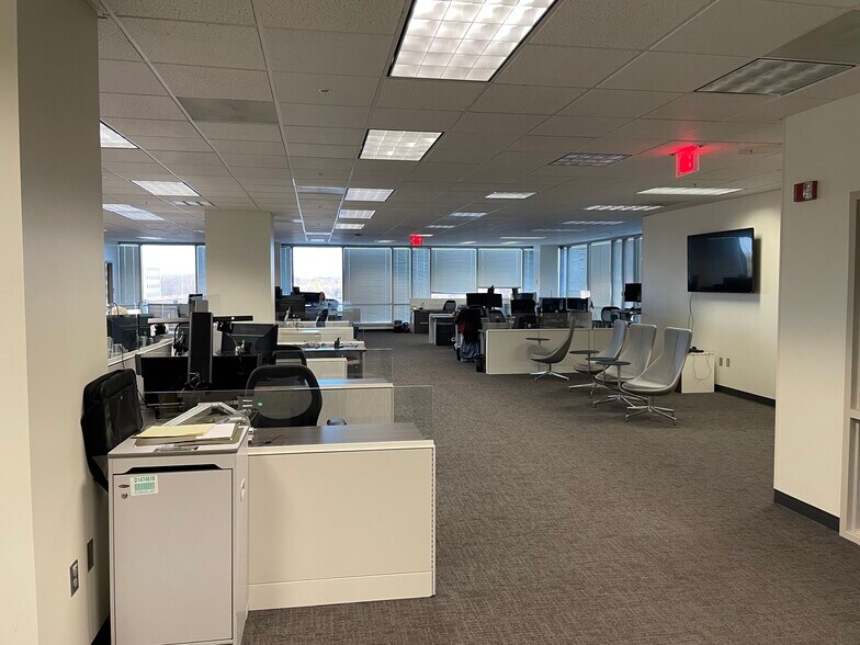 More Photos Of 901 Explorer Blvd NW, Huntsville Office For Lease