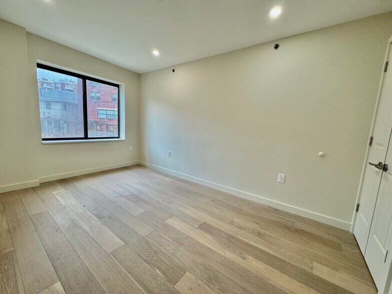 More Photos Of 3641 Johnson Ave- Riverdale, Bronx Apartments For Sale