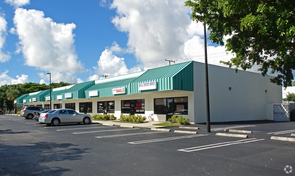 Primary Photo Of 804 US Highway 1, Lake Park Unknown For Lease