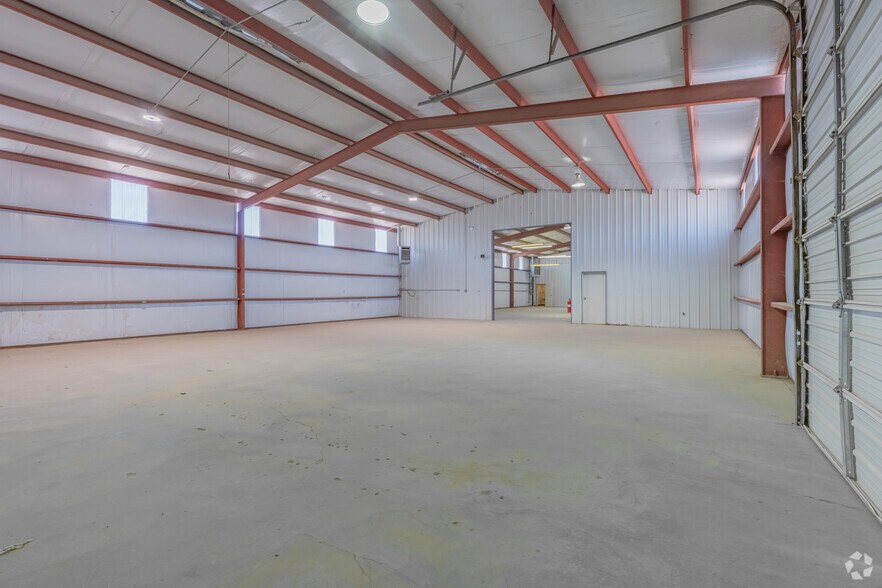 More Photos Of 3401 E State Highway 158, Midland Warehouse For Lease