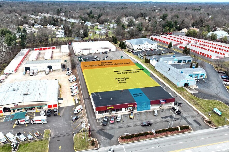 More Photos Of 252 Bethlehem Pike, Colmar Showroom For Lease