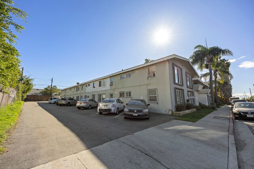 More Photos Of 1904 S Robertson Blvd, Los Angeles Apartments For Sale