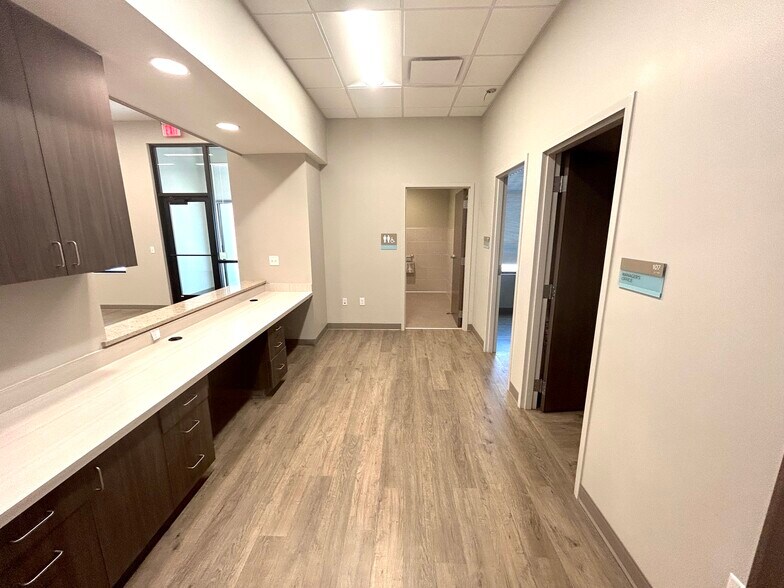 More Photos Of 497 W 14600 S, Bluffdale Medical For Sale