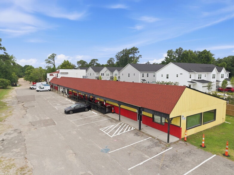 More Photos Of 5310 Carolina Beach Rd, Wilmington General Retail For Sale