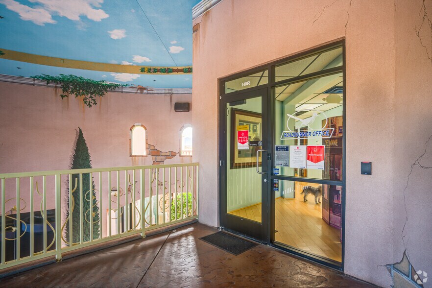 More Photos Of 711 E Carefree Hwy, Phoenix Unknown For Lease