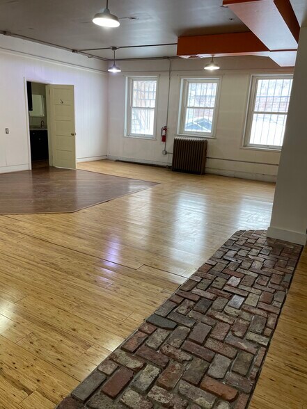 More Photos Of 120 E State St, Ithaca Loft Creative Space For Lease