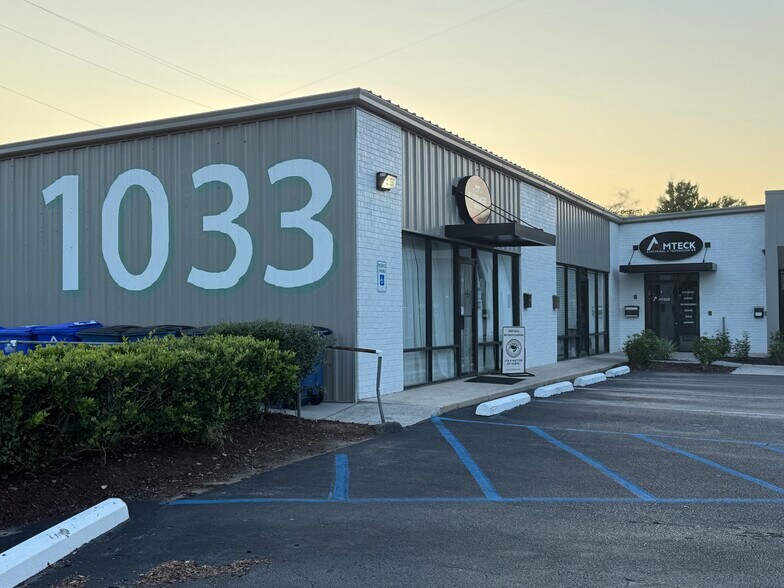 More Photos Of 1033 Wappoo Rd, Charleston Light Distribution For Lease