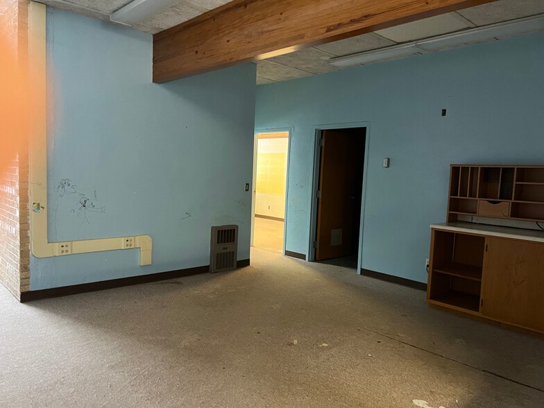 More Photos Of W5153 State Highway 156, Bonduel Schools For Sale