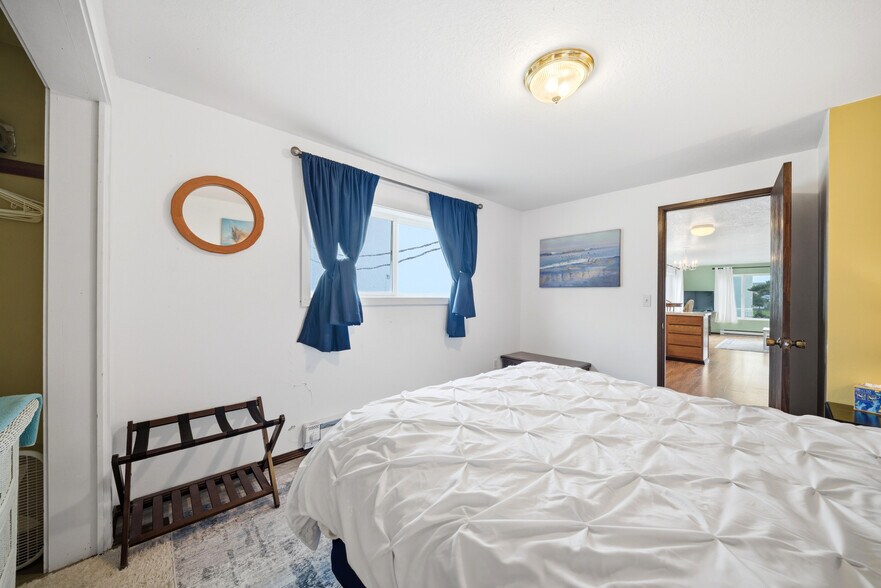 More Photos Of 101 S Miller St, Rockaway Beach Storefront Retail Residential For Sale