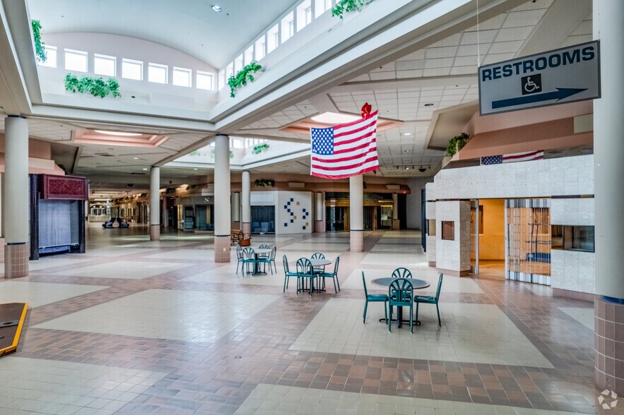 More Photos Of 225 Columbia Mall Dr, Bloomsburg Unknown For Sale