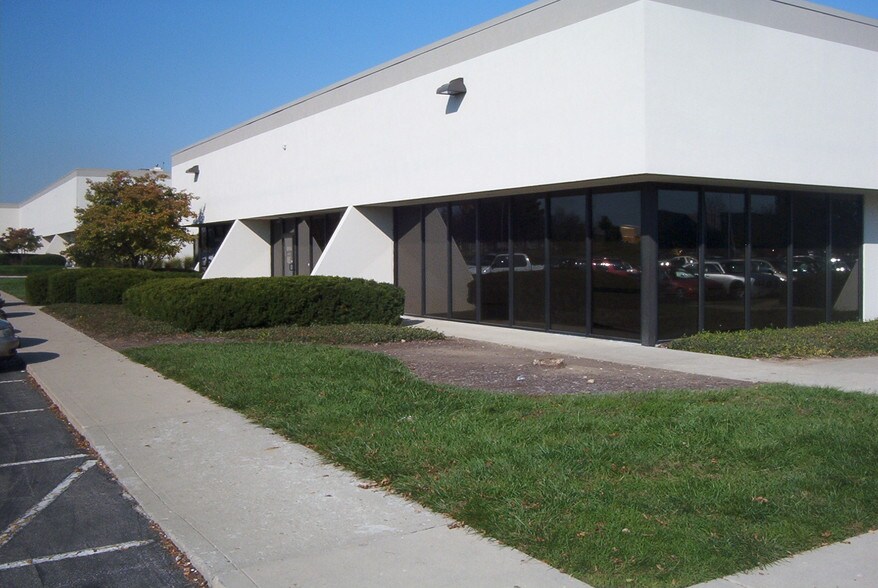 More Photos Of 4350 Equity Dr, Columbus Flex For Lease